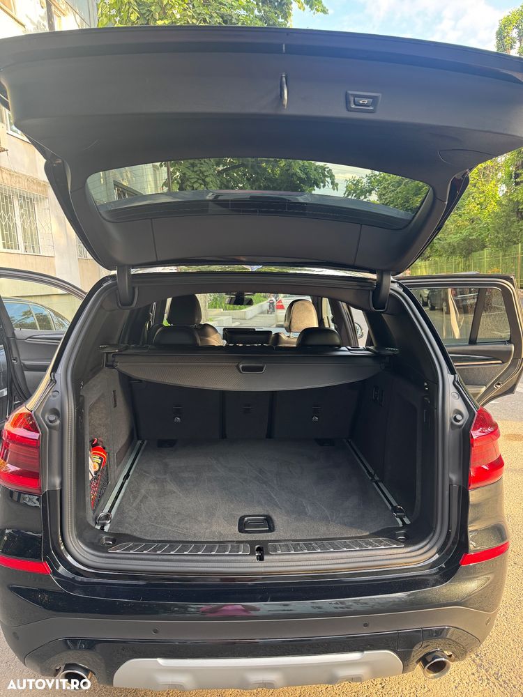 BMW X3 xDrive20i AT xLine - 13