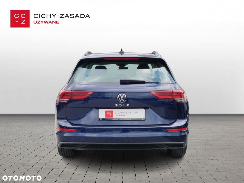 Volkswagen Golf - 6