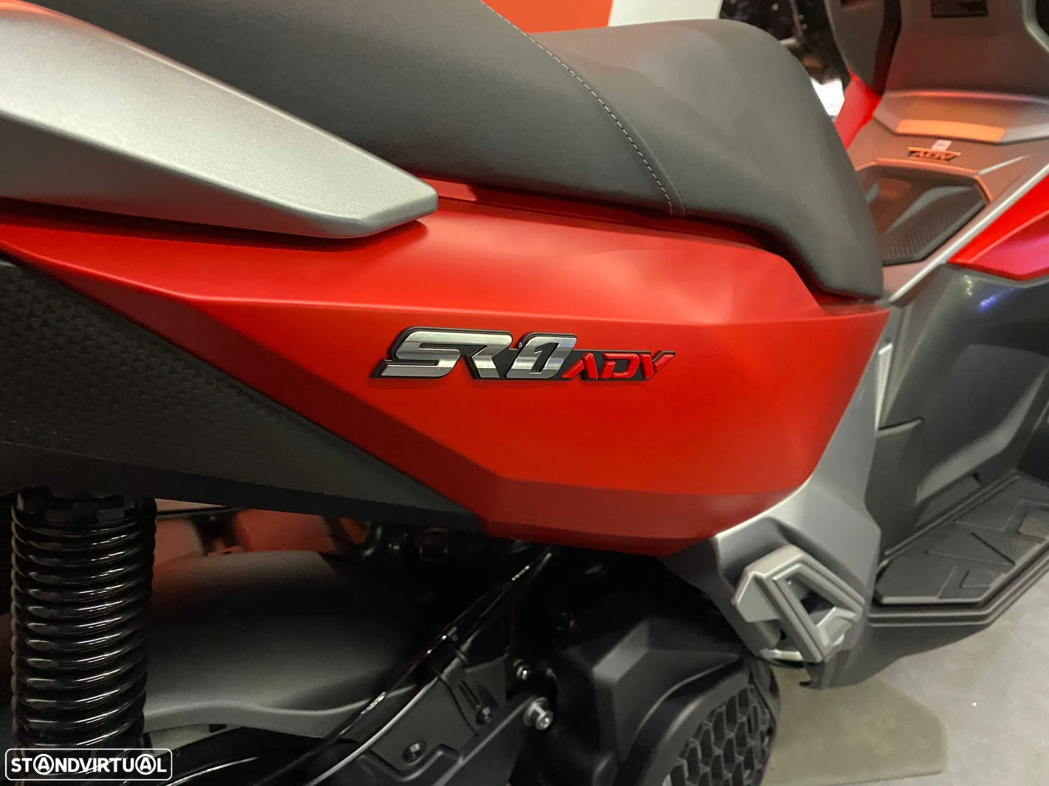 Voge SR1 ADV 125 - 23