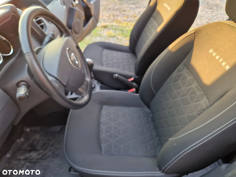 Dacia Duster 1.6 Laureate - 23