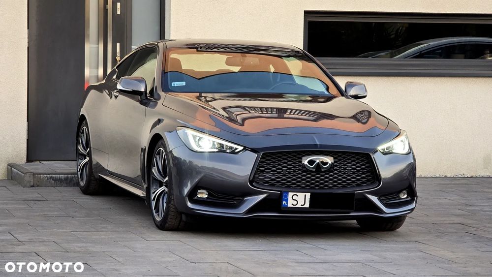 Infiniti Q60