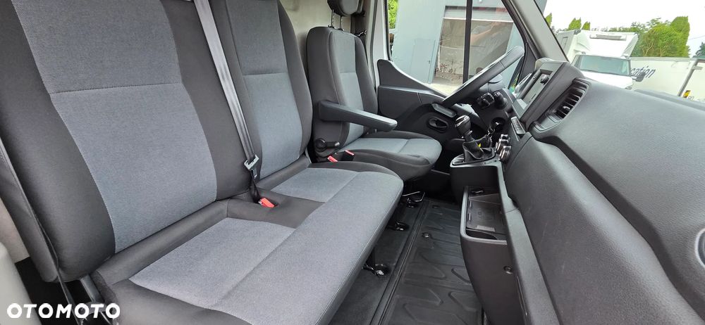 Renault Master - 16