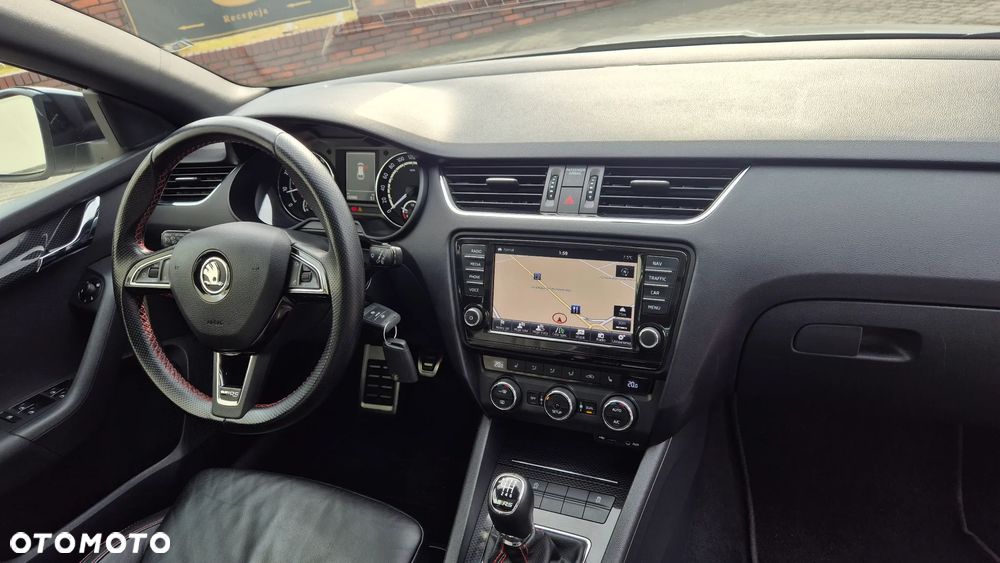 Skoda Octavia 2.0 TSI (Green tec) RS - 16