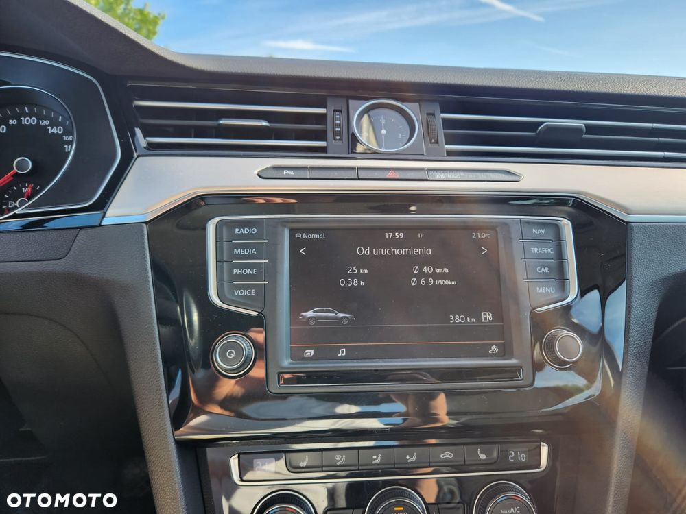 Volkswagen Passat 1.4 TSI BMT ACT Highline DSG - 23