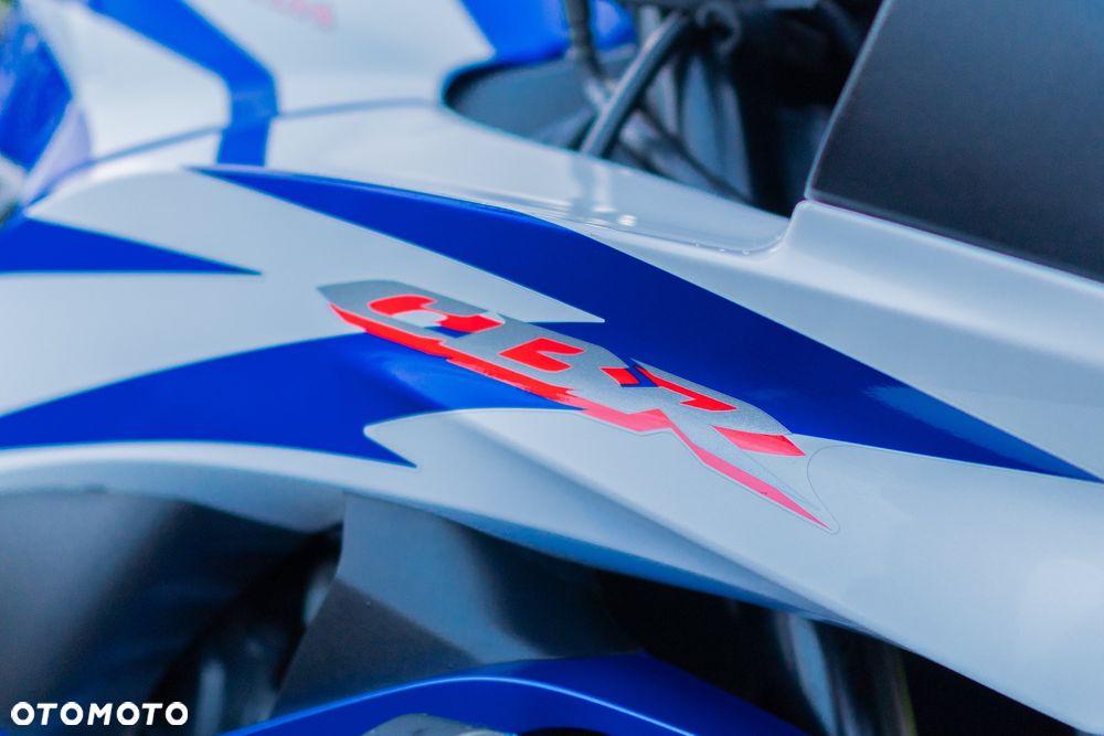 Honda CBR - 13