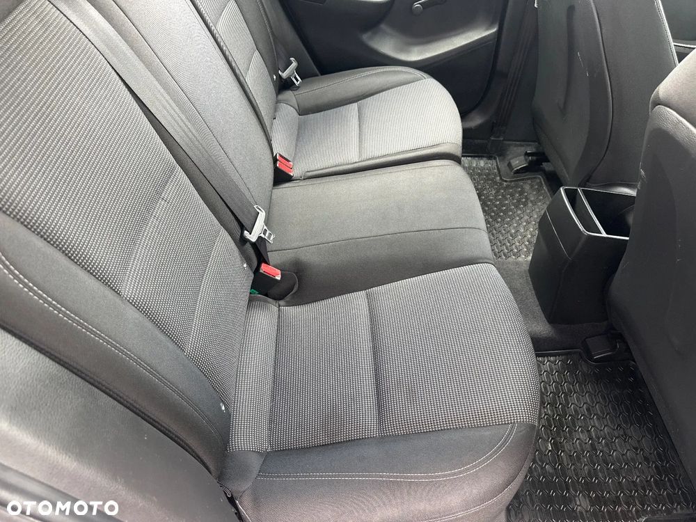 Hyundai i30 1.4 Classic + - 15