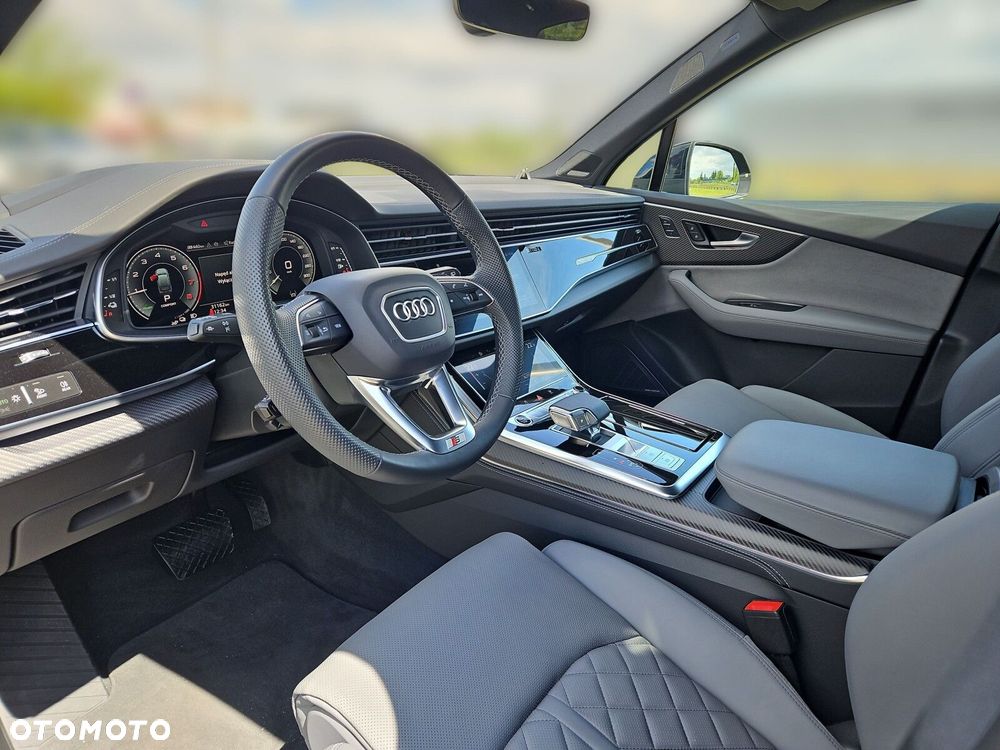 Audi Q7 - 10