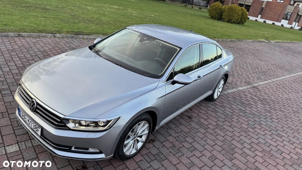Volkswagen Passat 1.8 TSI BMT Highline - 20