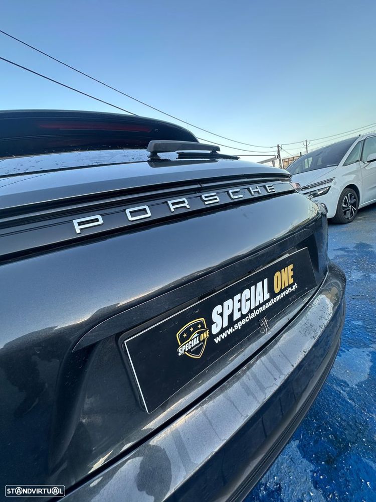 Porsche Panamera Sport Turismo - 26