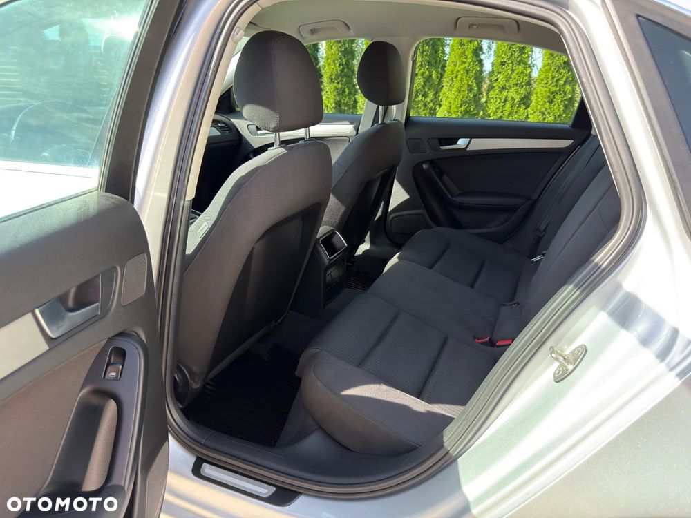 Audi A4 Limousine 1.8 TFSI Attraction - 33