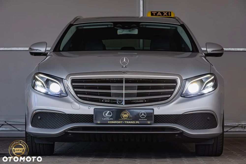 Mercedes-Benz Klasa E 220 d 4-Matic 9G-TRONIC - 2