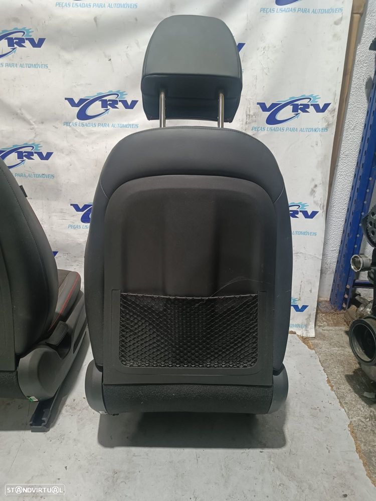 Conjunto de Bancos Hyundai Kauai - 5