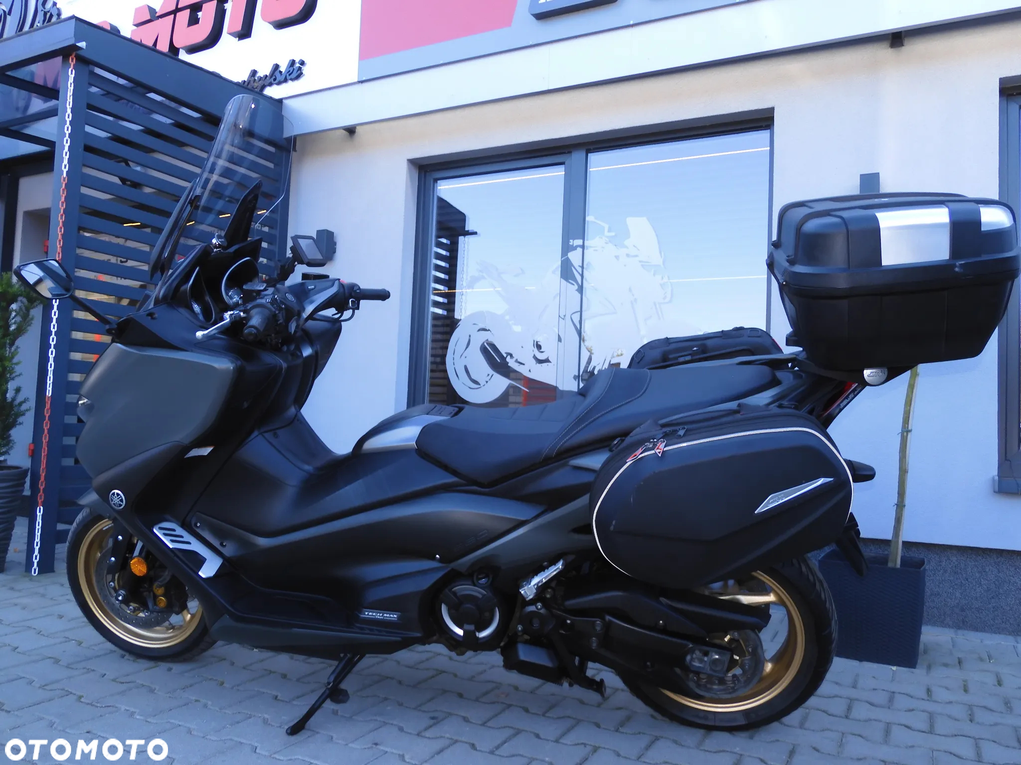Yamaha Tmax - 26