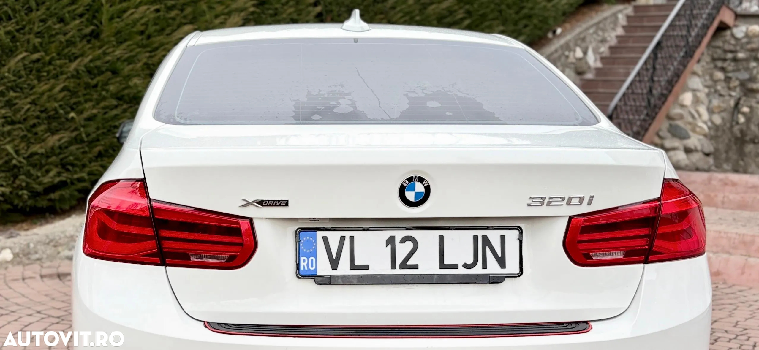 BMW Seria 3 320i AT - 7
