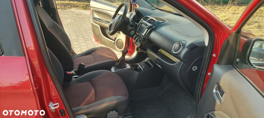 Mitsubishi Space Star 1.2 Clear Tec Edition+ - 12
