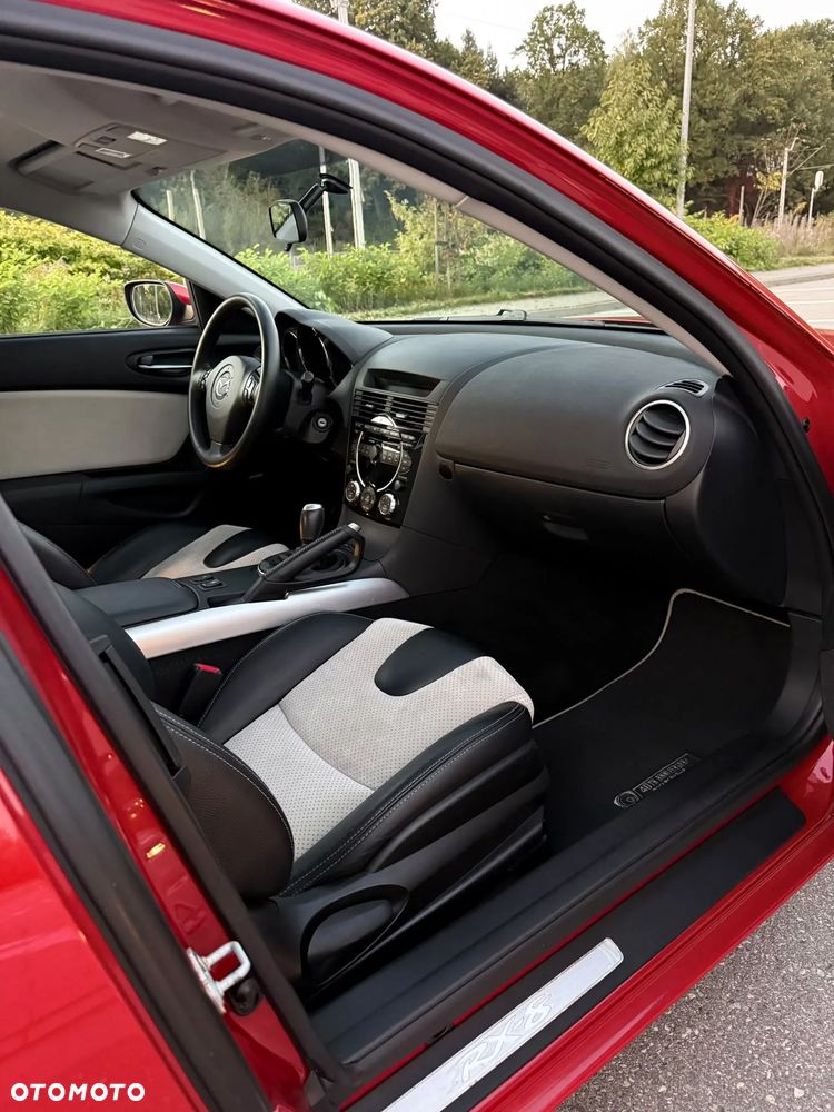 Mazda RX-8 Revolution - 34
