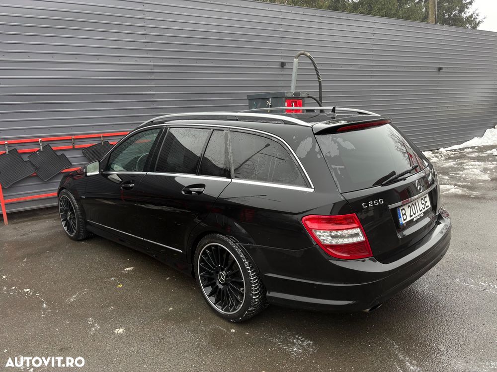 Mercedes-Benz C - 4