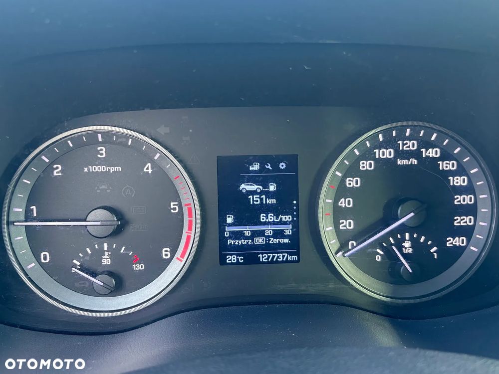 Hyundai Tucson 2.0 CRDI BlueDrive GO Plus 2WD - 11