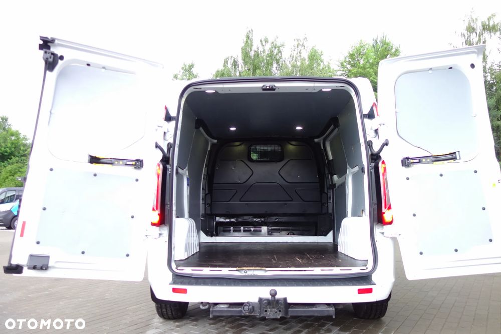 Ford Transit Custom Automat  2.0 Ecoblue 170 KM Limited L1H1 Klima Webasto - 11