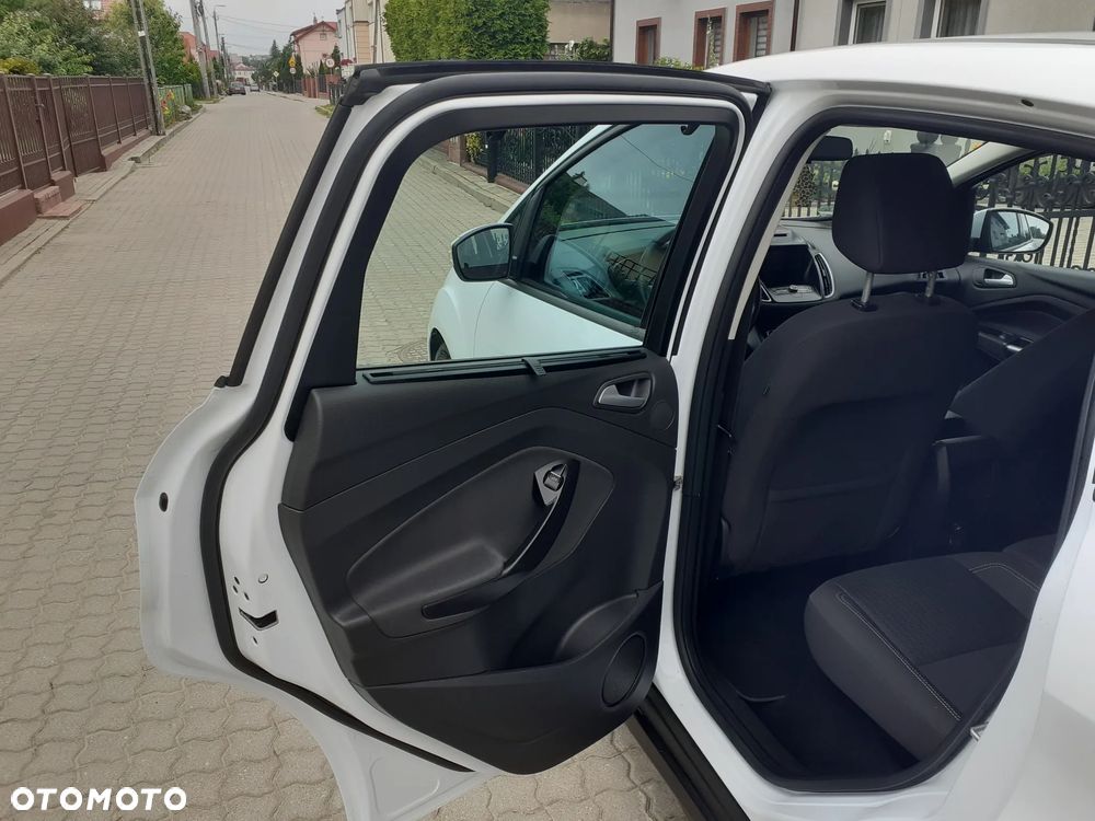 Ford C-MAX 1.5 TDCi Start-Stop-System Trend - 13