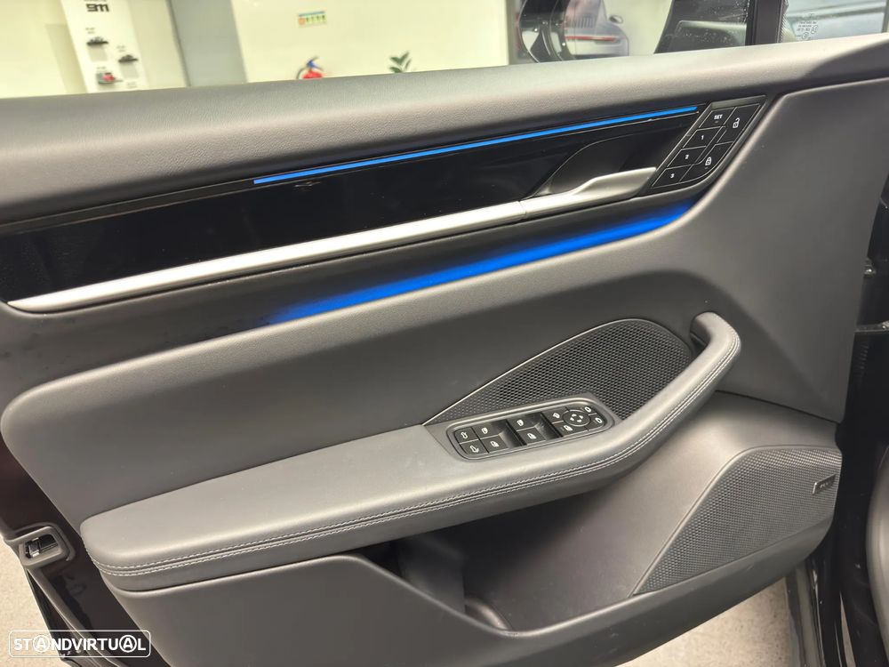 Porsche Macan 4S - 24