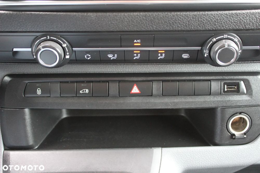 Opel Vivaro - 29