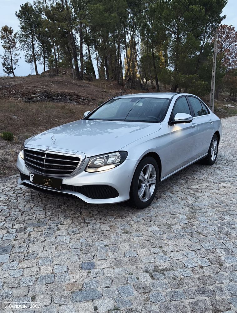 Mercedes-Benz E 220