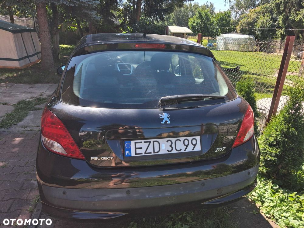 Peugeot 207 - 3