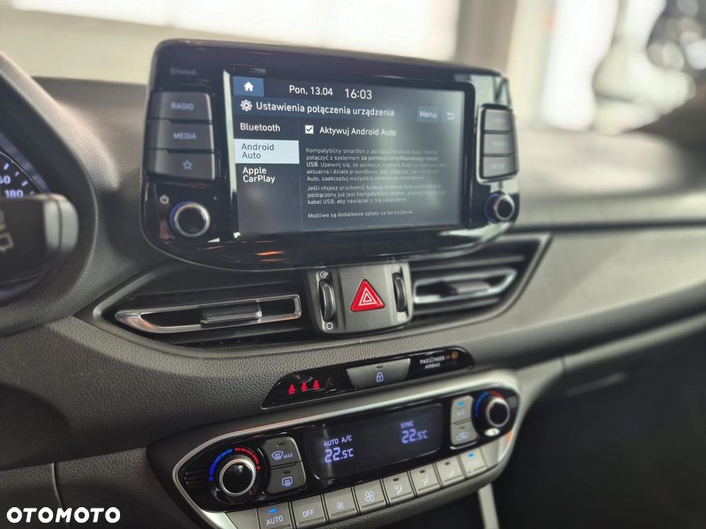 Hyundai i30 1.5 T-GDI 48V Comfort DCT - 13