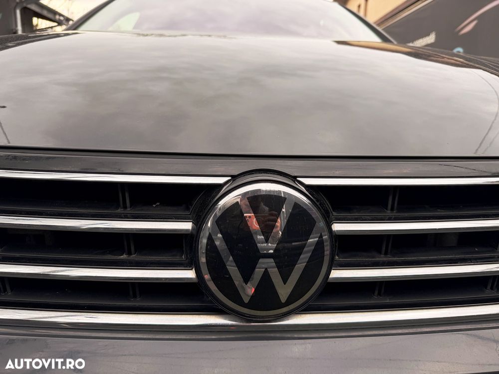 Volkswagen Passat 2.0 TDI DSG Highline - 11