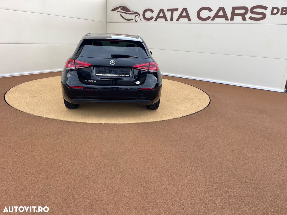 MERCEDES-BENZ A-Class 2022 — imagine 13