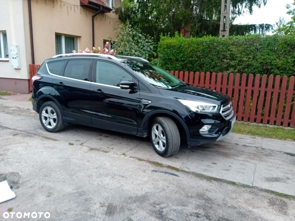 Ford Kuga - 4