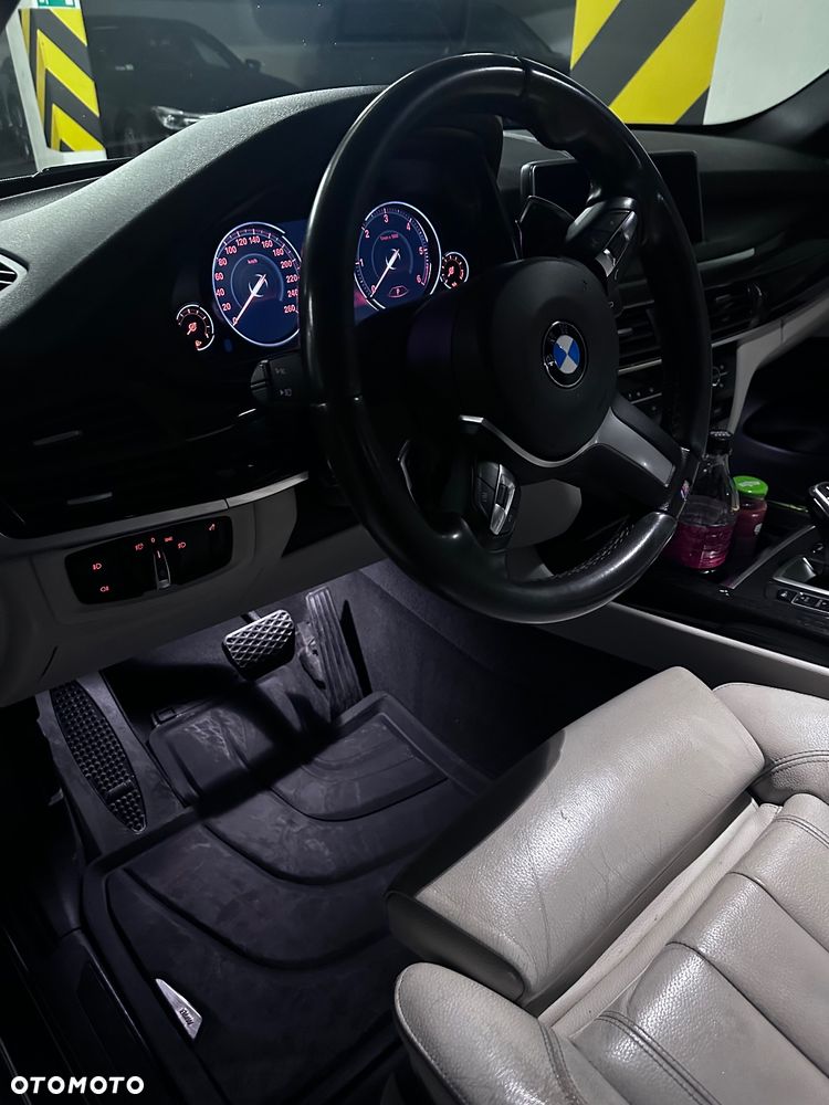 BMW X5 - 22