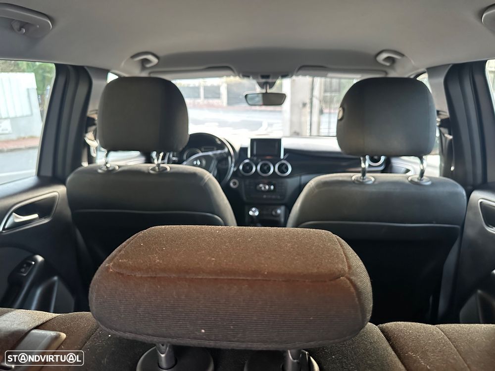 Mercedes-Benz B 180 CDI BlueEFFICIENCY 114g - 10