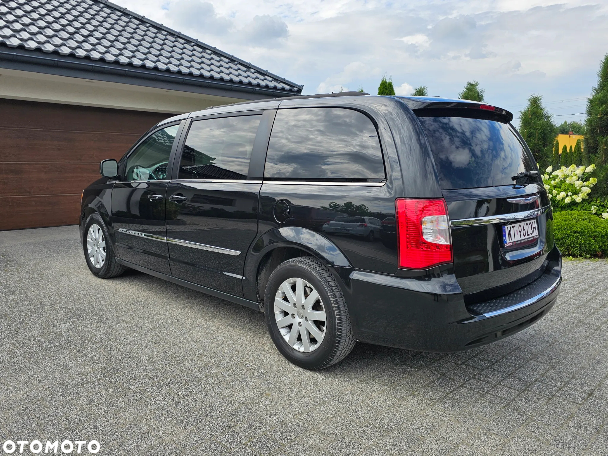 Chrysler Town & Country 3.6 Touring - 2