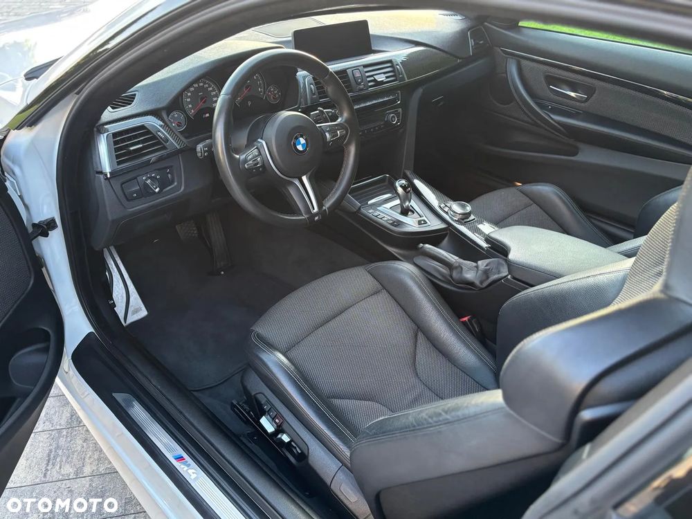 BMW M4 Coupe DKG - 10