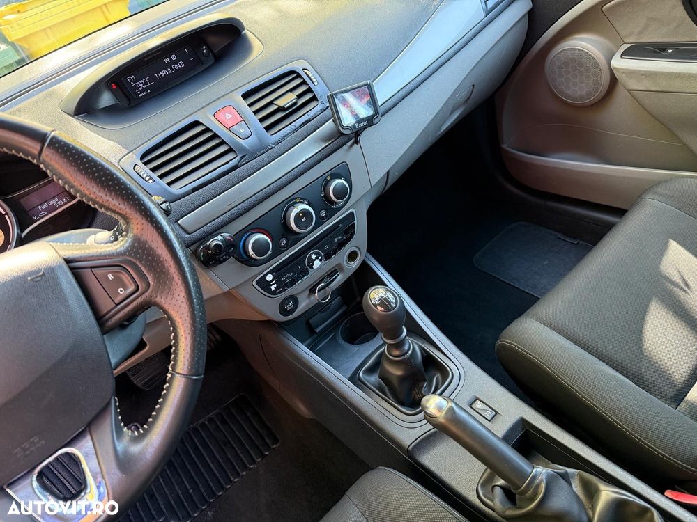 Renault Megane - 18