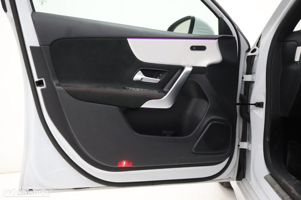 Mercedes-Benz A 200 AMG Line Aut. - 11