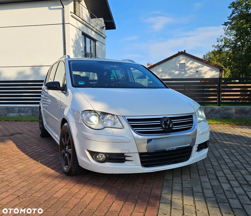 Volkswagen Touran 2.0 TDI DPF R-Line Edition - 3