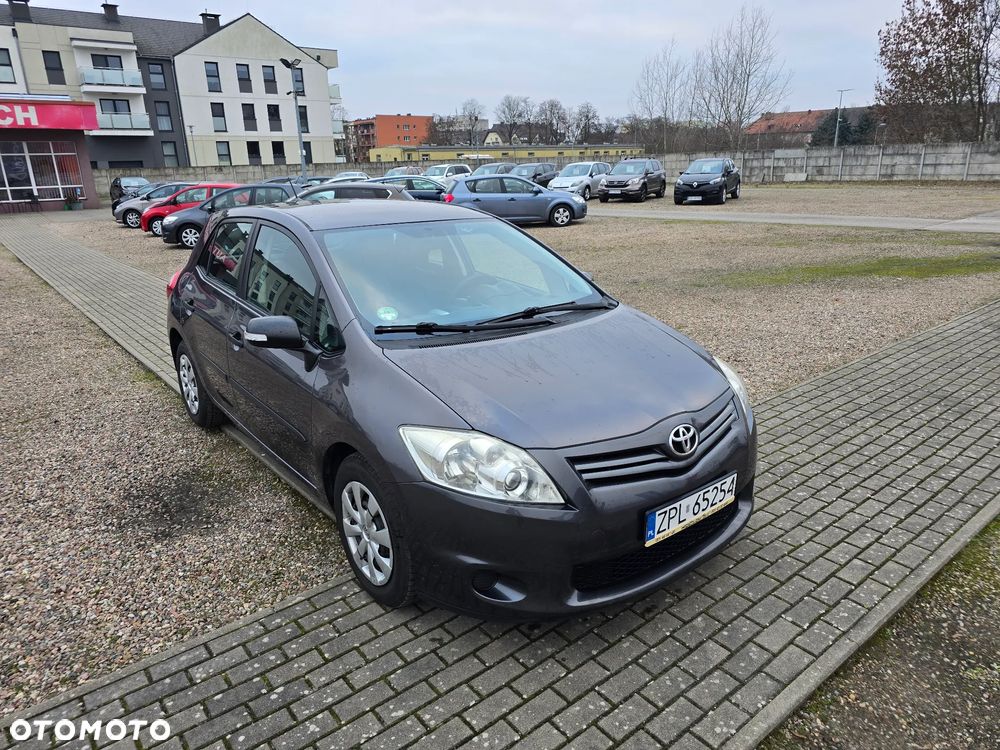 Toyota Auris 1.4 D-4D 2010 - 5