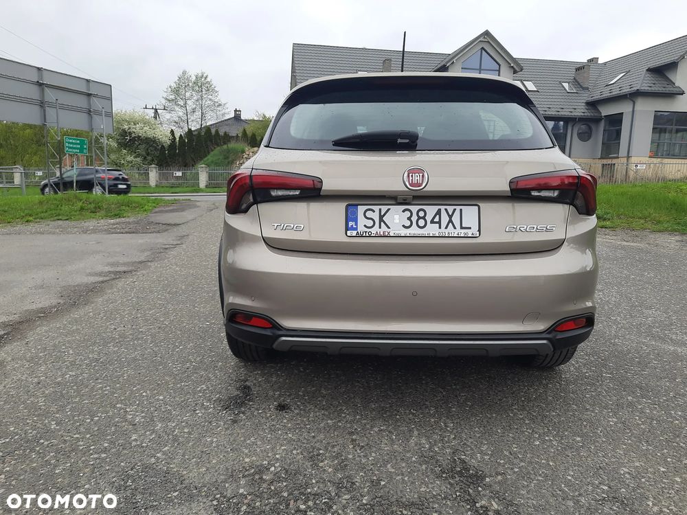 Fiat Tipo 1.0 T3 Red - 6