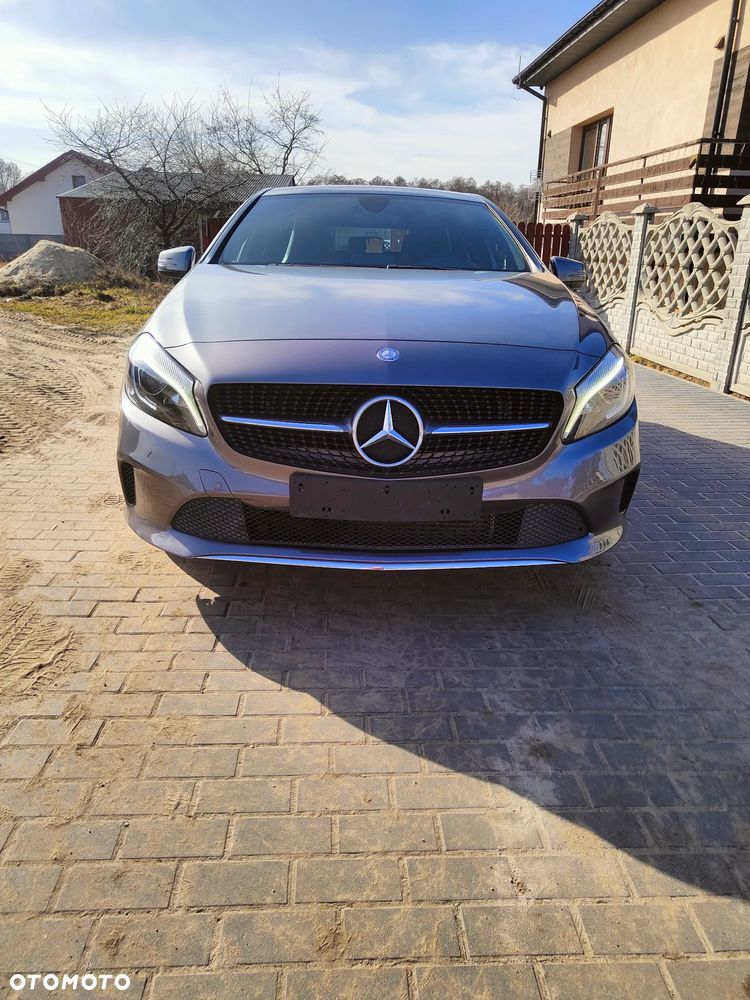 Mercedes-Benz Klasa A 160 d Activity Edition - 3