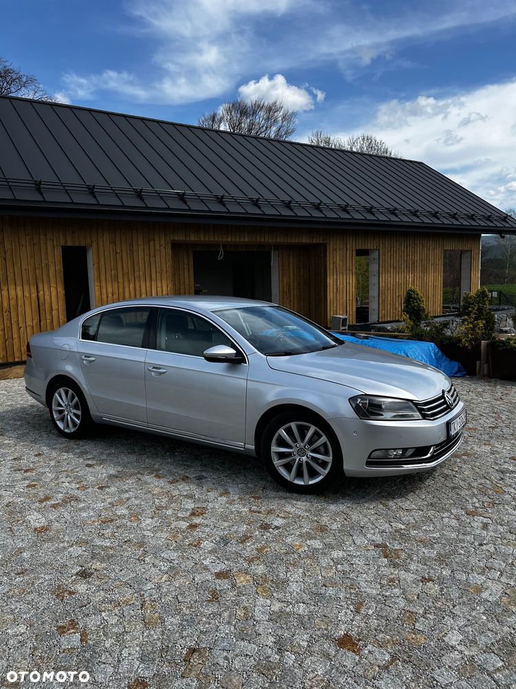 Volkswagen Passat 2.0 TDI DSG BlueMotion Technology Comfortline - 1
