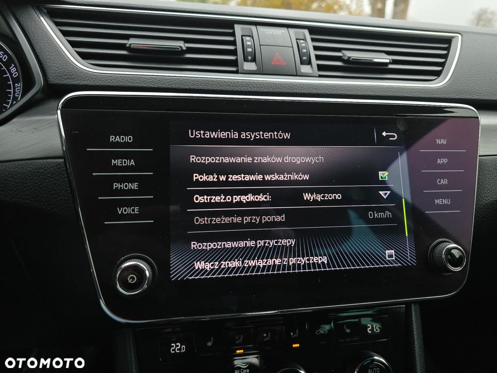 Skoda Superb 2.0 TDI DSG Active - 26