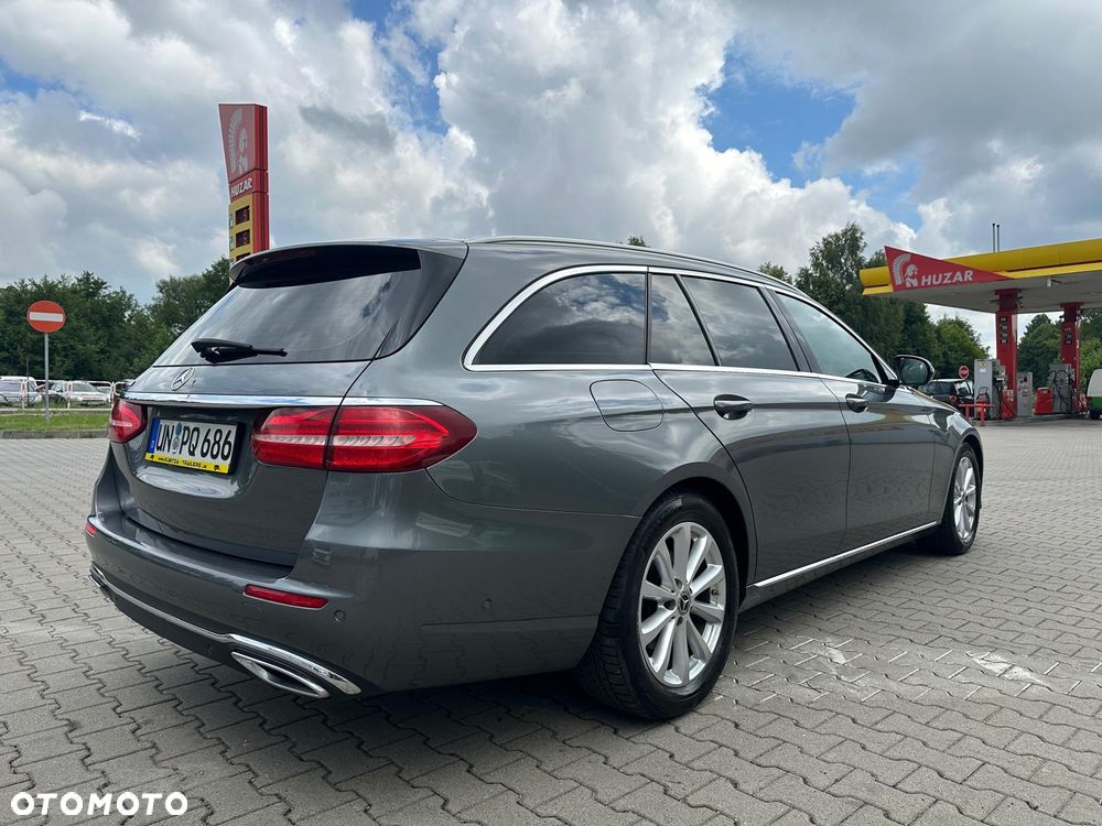 Mercedes-Benz Klasa E 200 d T 9G-TRONIC Avantgarde - 5