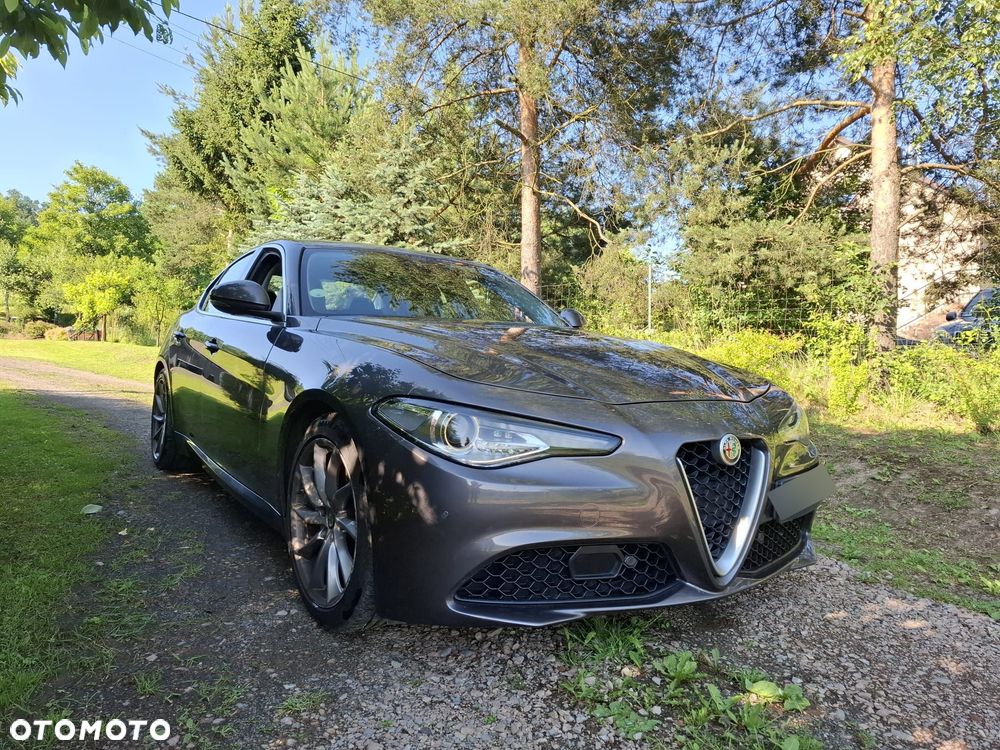 Alfa Romeo Giulia 2.2 D Turbo - 1