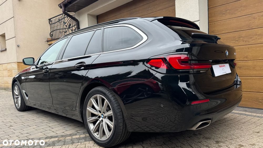 BMW Seria 5 520d Sport Line - 5