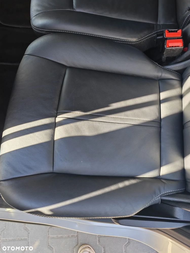 Ford S-Max 2.0 TDCi DPF Titanium - 23
