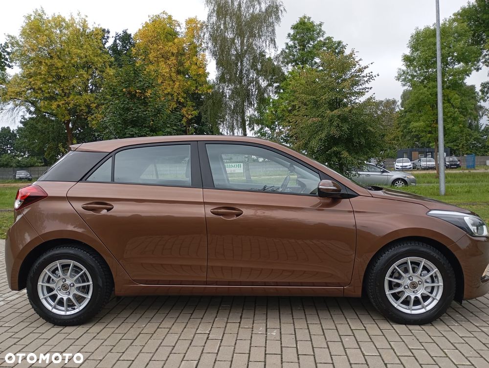 Hyundai i20 1.2 Elegant - 13
