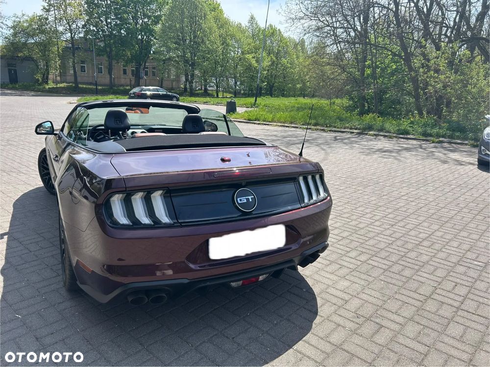 Ford Mustang - 2